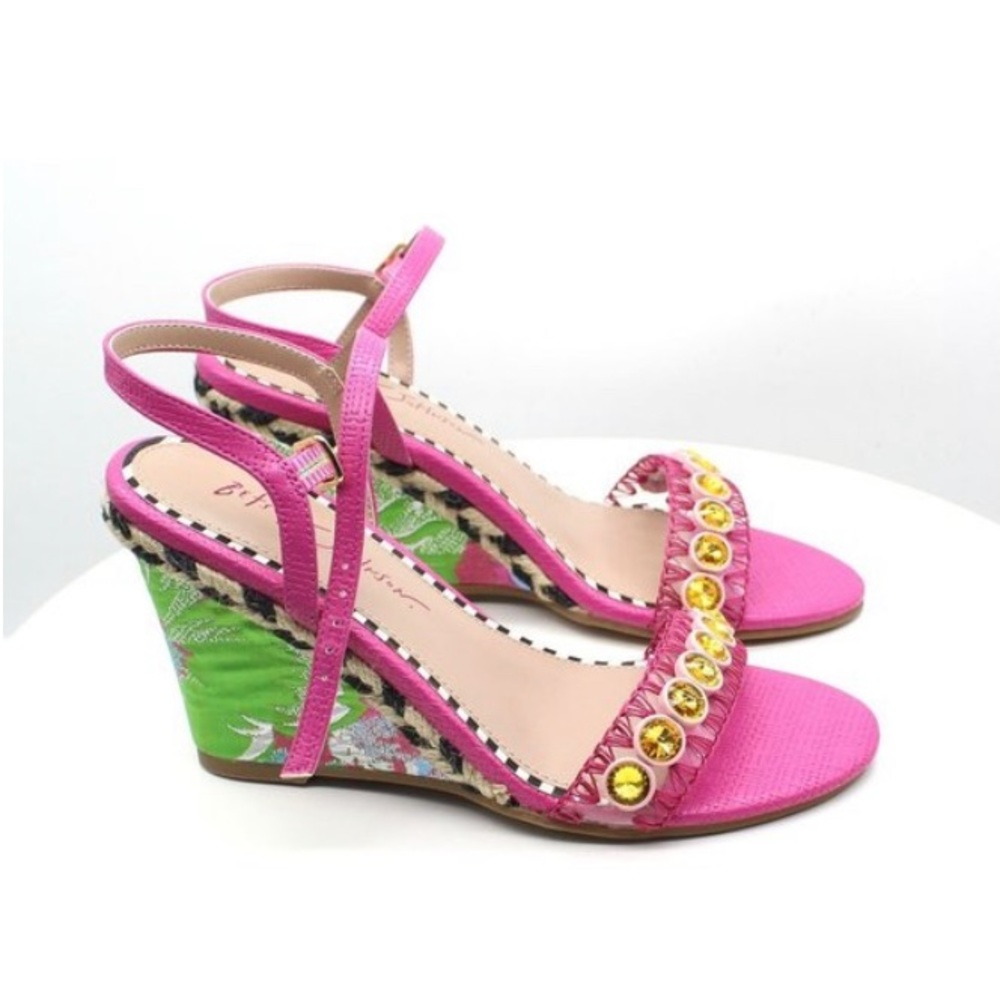 Betsy Johnson Kodi Jeweled
Embellished Wedges Size 6